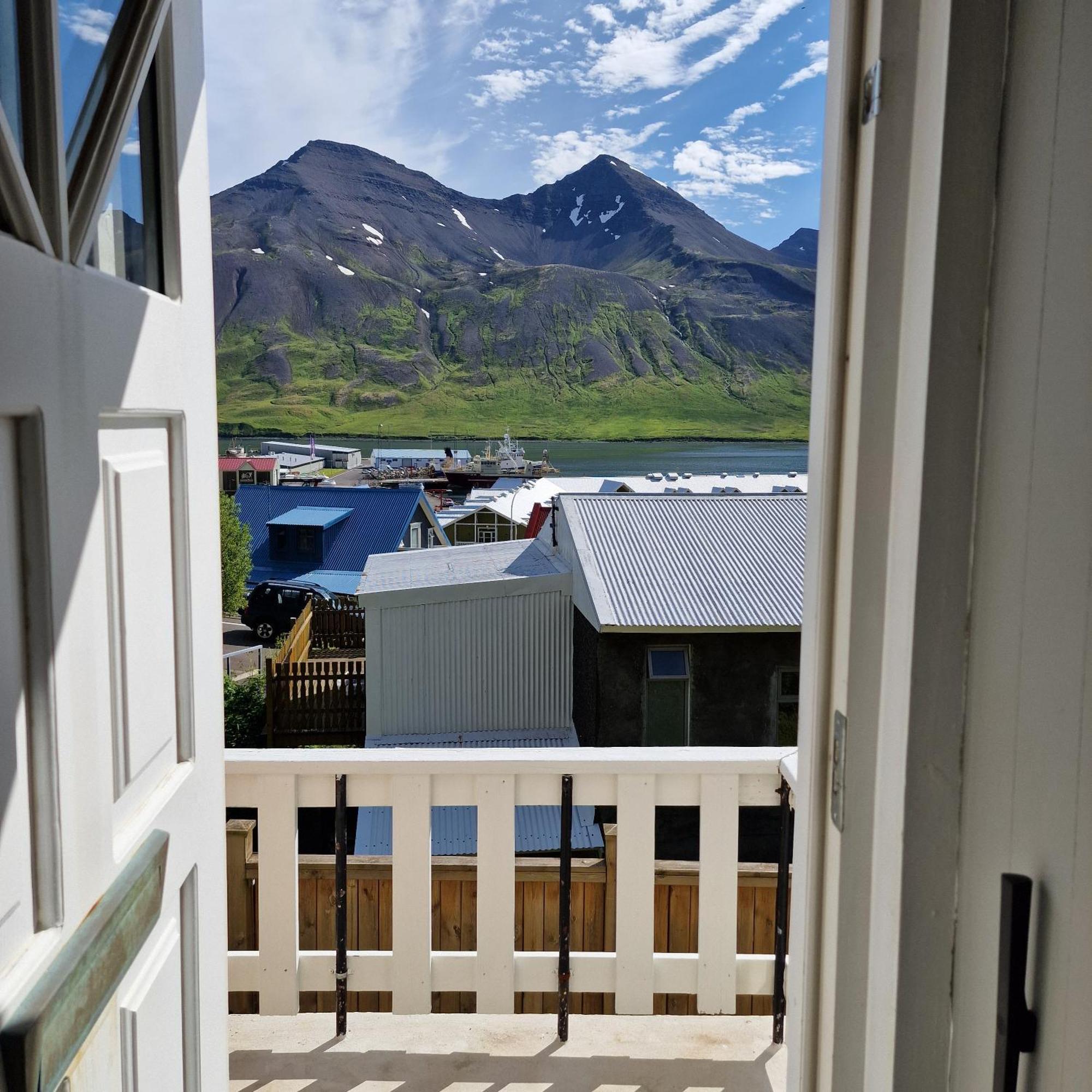 Landakot The Perfect Getaway By Staynorth Siglufjordur Esterno foto